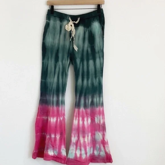 POL Tie Dye Boho Flare Leg Sweatpants New in Package - Picture 2 of 6